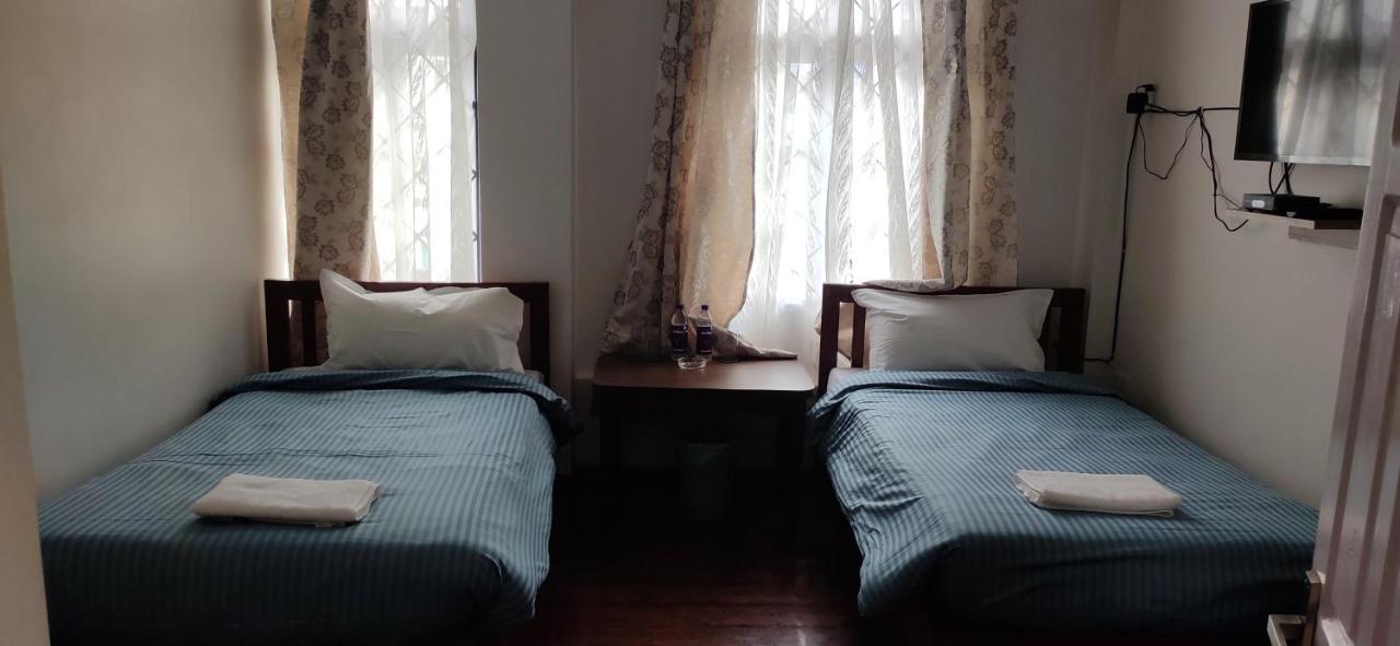 Crossroad Bed & Breakfast Shillong Dış mekan fotoğraf